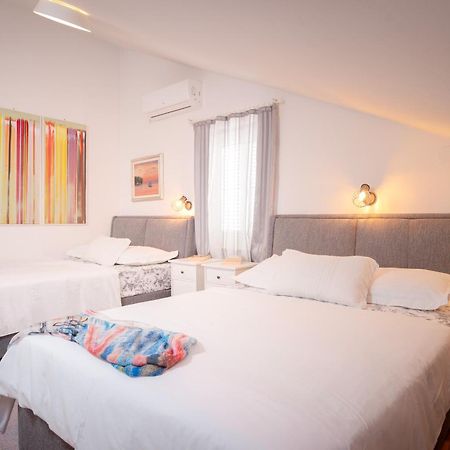 Kalina Deluxe Apartments Jelsa  Ngoại thất bức ảnh