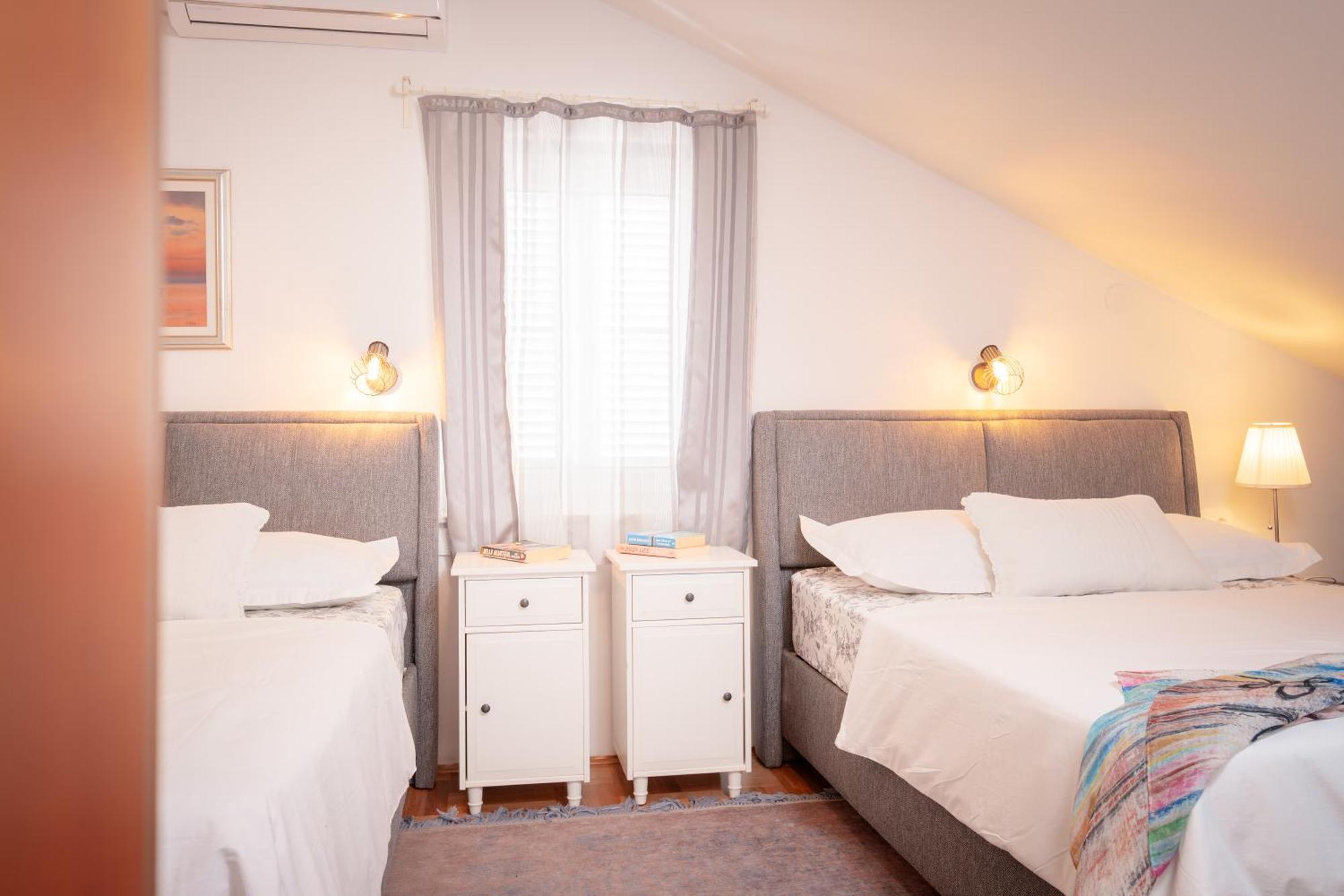 Kalina Deluxe Apartments Jelsa  Ngoại thất bức ảnh